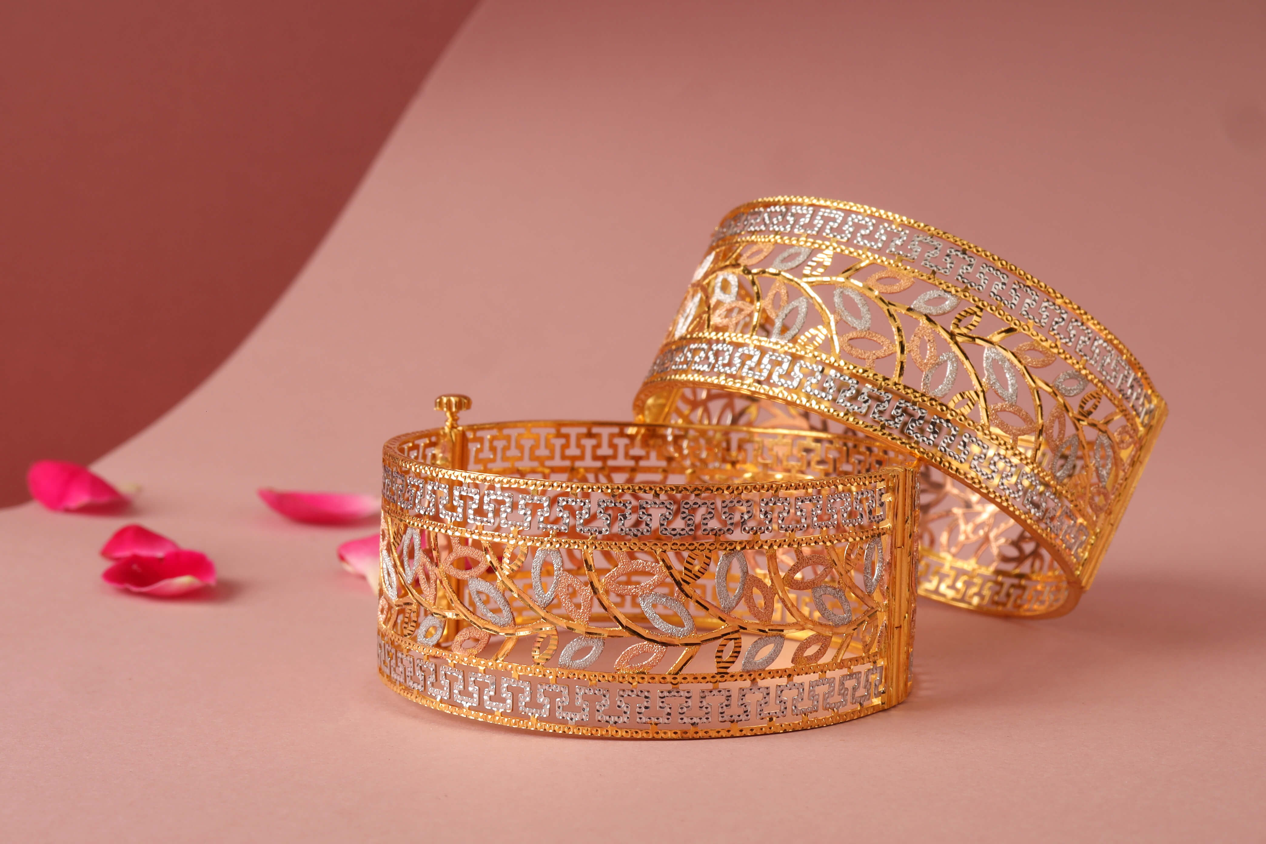 Manufacturers of Bangles in Mumbai